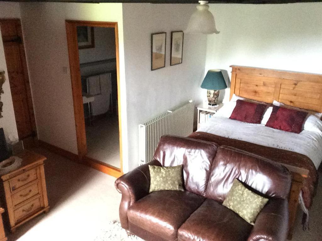 The Old Vicarage Bed & Breakfast Белфърд Екстериор снимка