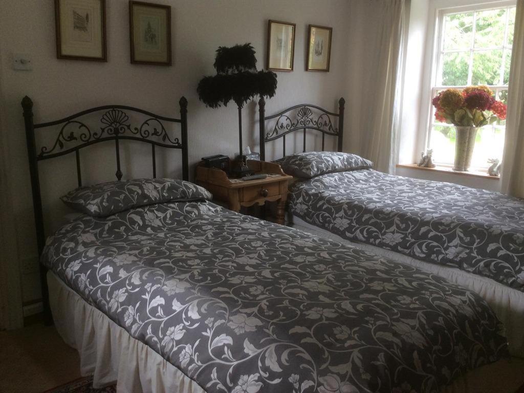 The Old Vicarage Bed & Breakfast Белфърд Екстериор снимка