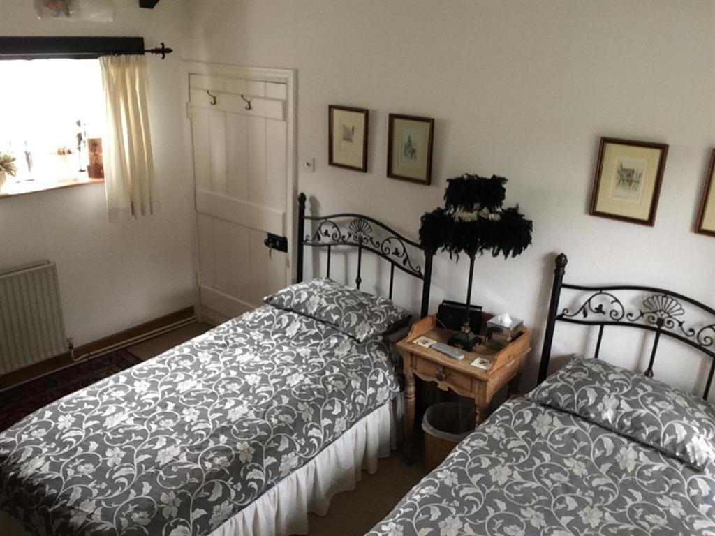 The Old Vicarage Bed & Breakfast Белфърд Екстериор снимка